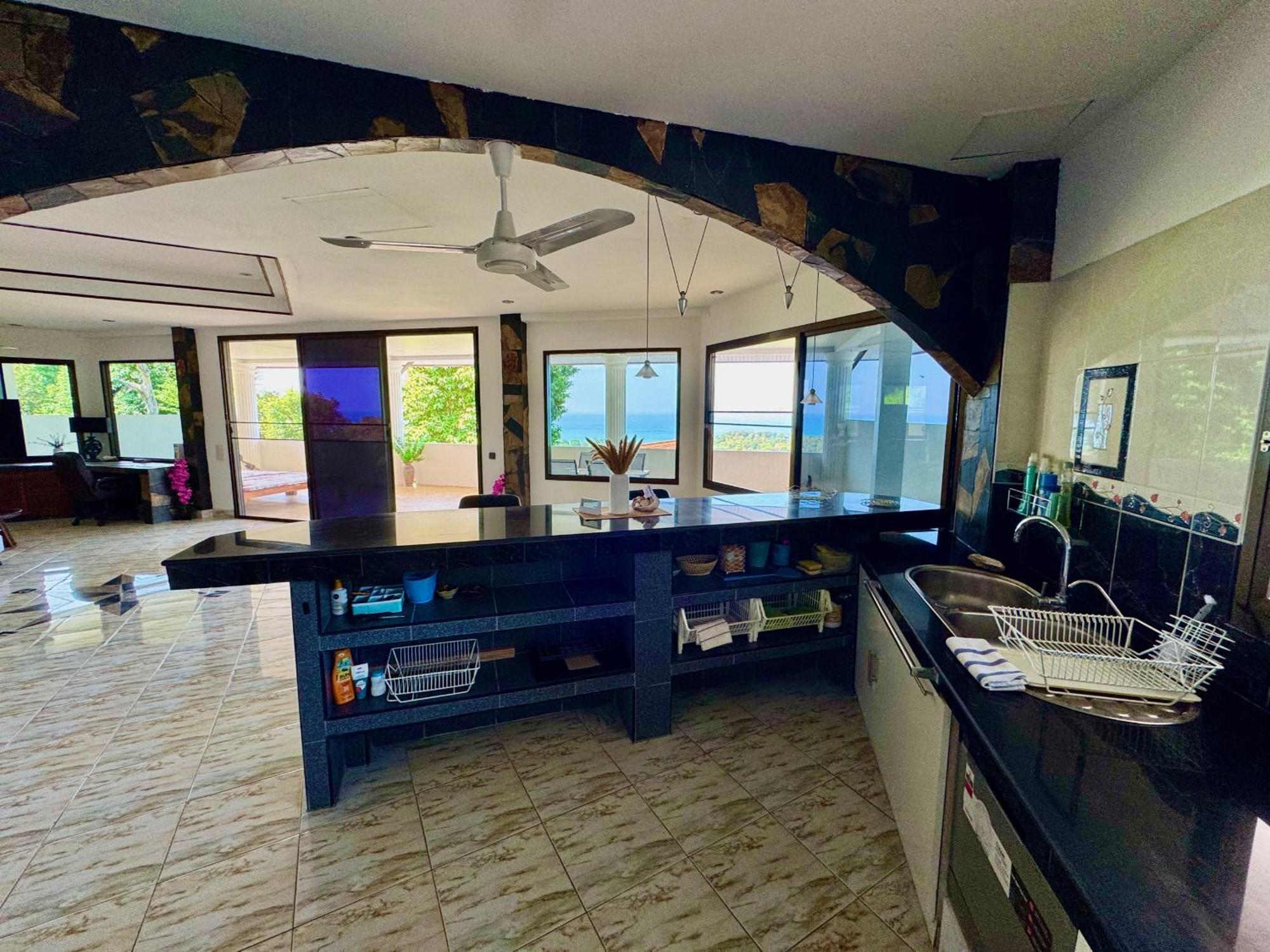 Long Oceanview Il Appartement